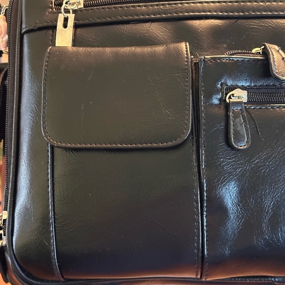 Attache Black Work Case With Shoulder Strap PVC Holds Smaller Laptop, Essentials - Picture 4 of 17